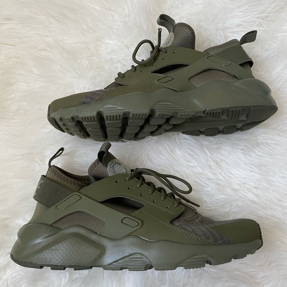 NWOB Nike Air Huarache Run Ultra Triple Olive - Picture 3 of 9